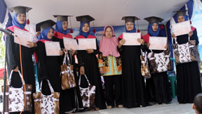 images_wisuda angkatan 8a